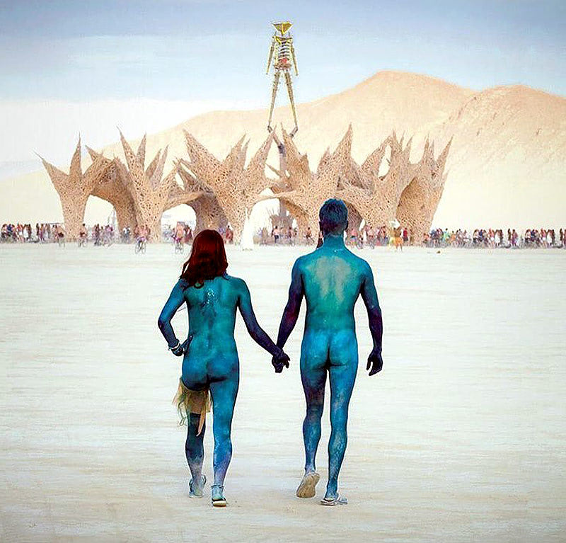 Фестивальный стиль одежды Burning man