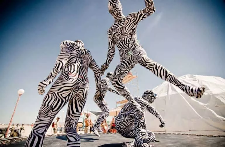 Необыкновенные фигуры Burning Man