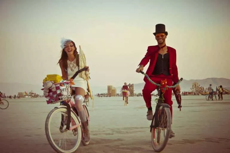 Как проходят будни на Burning Man