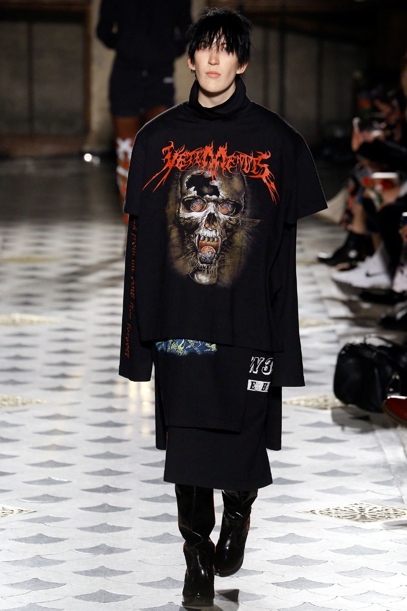 Хайповый шмот — Vetements