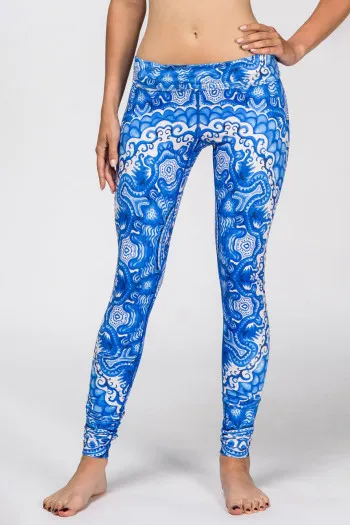 Яркие лосины Чистое небо