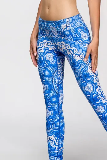 Яркие лосины Чистое небо