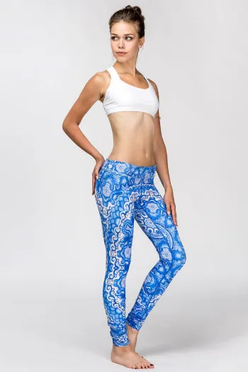 Яркие лосины Чистое небо