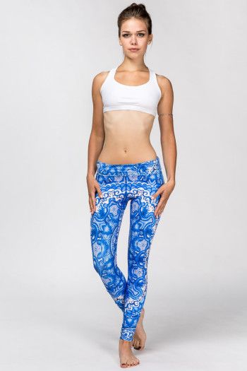 Яркие лосины Чистое небо