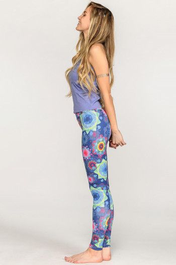 Яркие лосины йоги и спорта «Испанский рассказ»