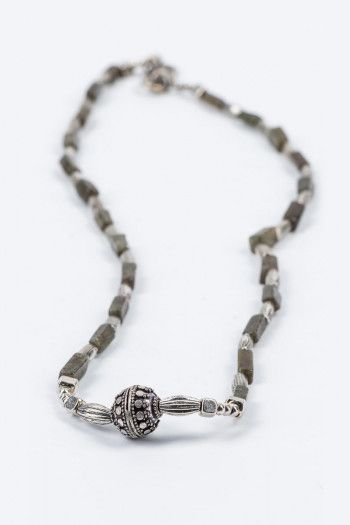 Украшение на шею Санджая