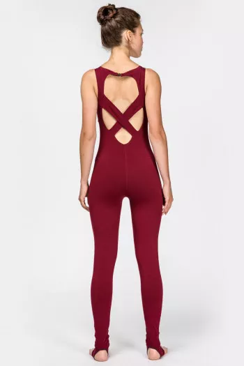 Комбинезон бордовый Актинидия