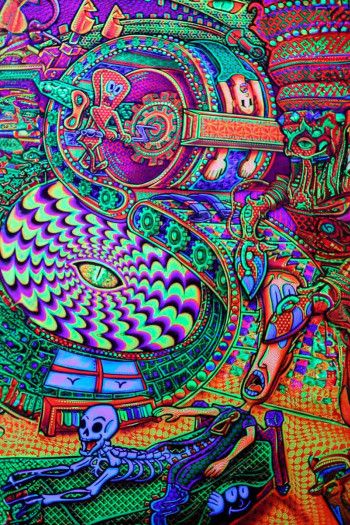 Гобелен настенный флуоресцентный «Salvia Trip»