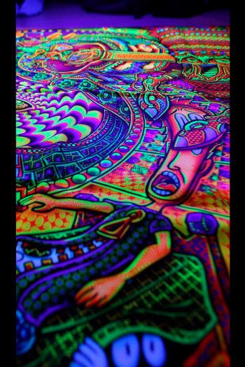 Гобелен настенный флуоресцентный «Salvia Trip»