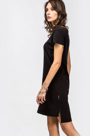 Платье с вышивкой Монокая