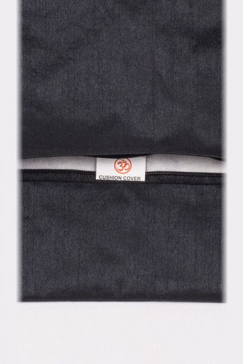 Наволочка с узором пейсли «Тришира»