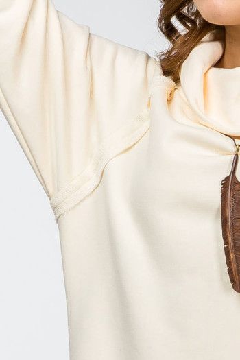 Теплое кремовое платье Годжи