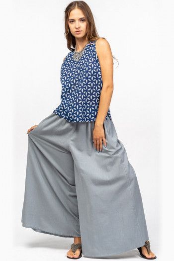 Женская майка с цветами Адонара