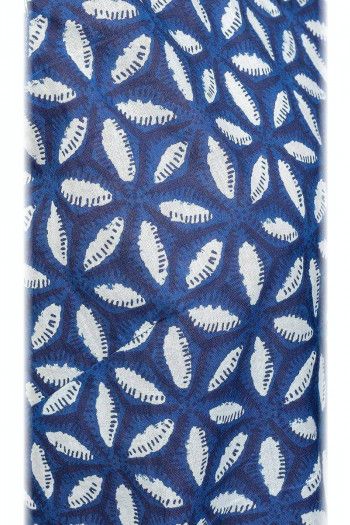 Женская майка с цветами Адонара