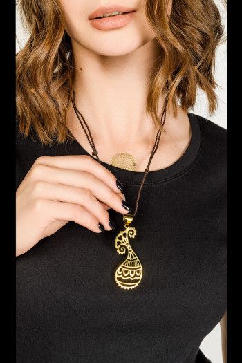 Черная женская футболка Иствуд