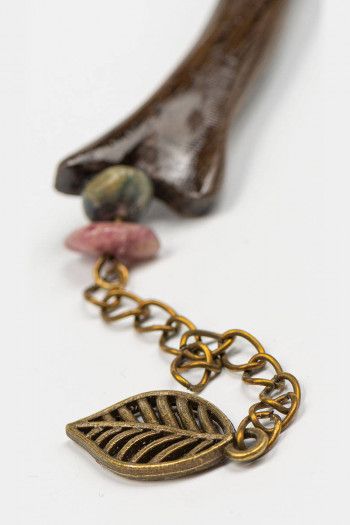 Шпилька с уральскими самоцветами Циртомиум