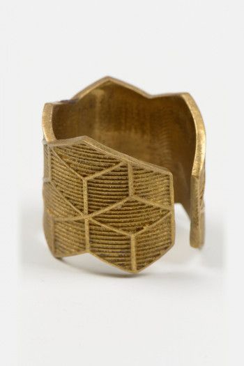 Кольцо Симметрия бытия