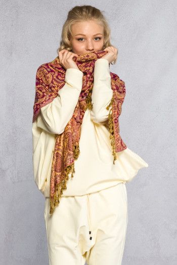 Платок с орнаментом Триссур