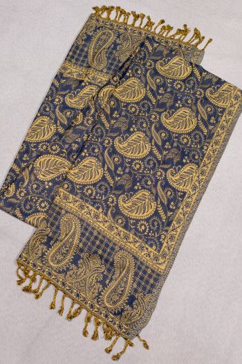 Демисезонный шарф Чалса