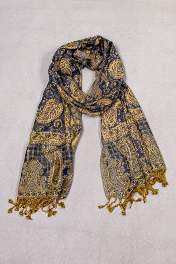 Демисезонный шарф Чалса