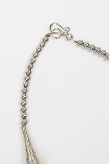 Колье с медальоном Лачунг