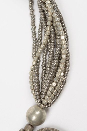 Колье Дибругарх