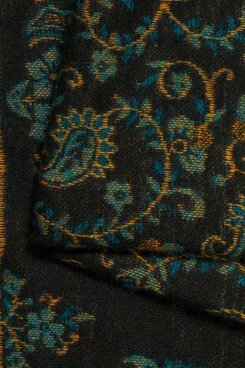 Теплый палантин Сказки леса