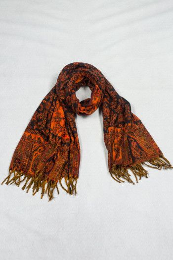 Теплый палантин с бахромой Сурат