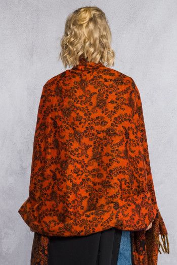 Теплый палантин с бахромой Сурат