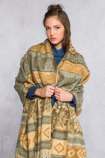 Плед Майавада