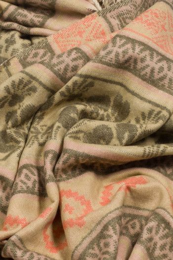 Этнический шарф Ажурные цветы