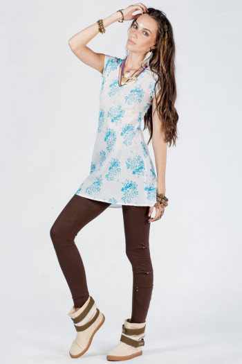 Туника с цветами Облака