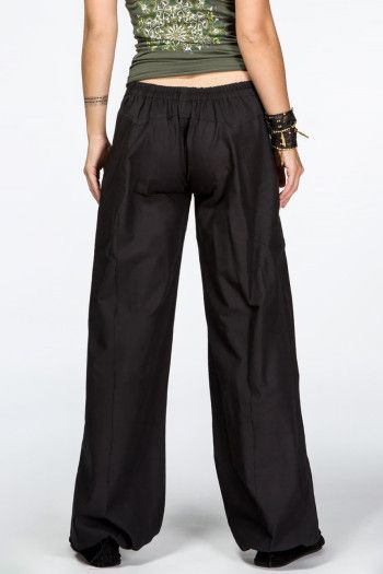 Черные штаны «Аханкара»