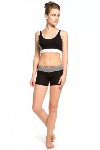 Короткие спортивные шорты Тантра