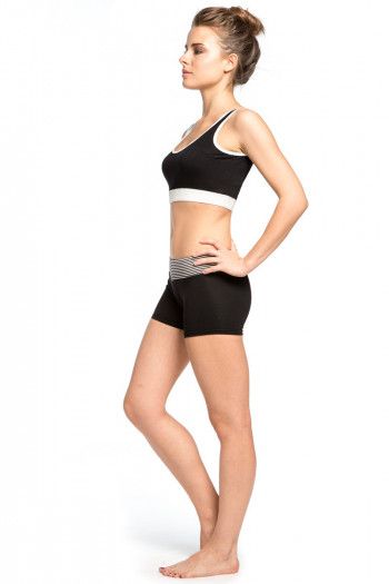 Короткие спортивные шорты Тантра