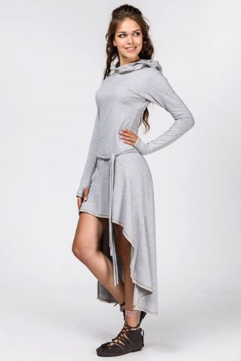 Серое асимметричное платье