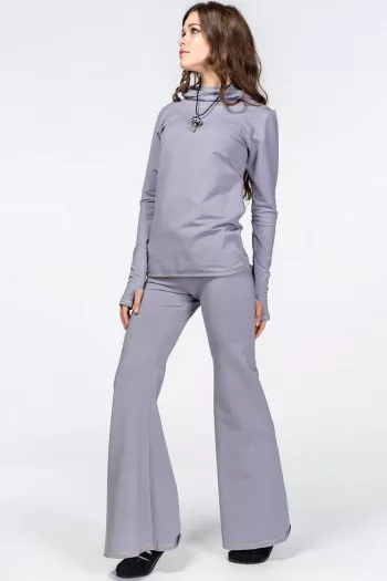 Утепленные брюки серого цвета