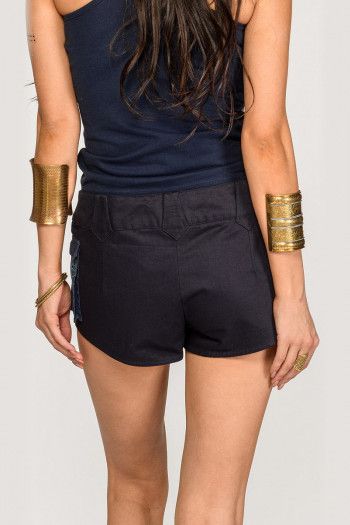 Короткие шорты Леторо