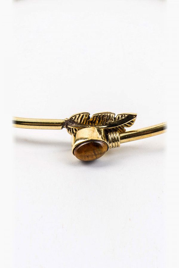 Браслет с камнем Дубовая ветка