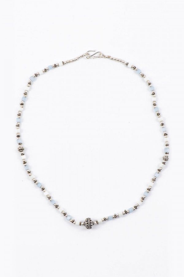 Бусы с камнями Сундари