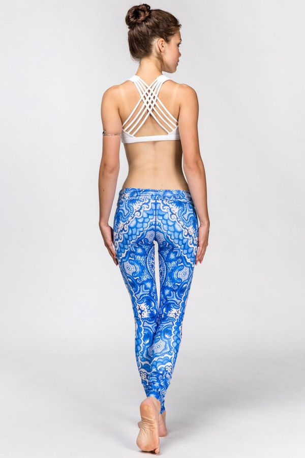 Яркие лосины Чистое небо