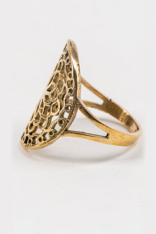 Кольцо Большой лотос