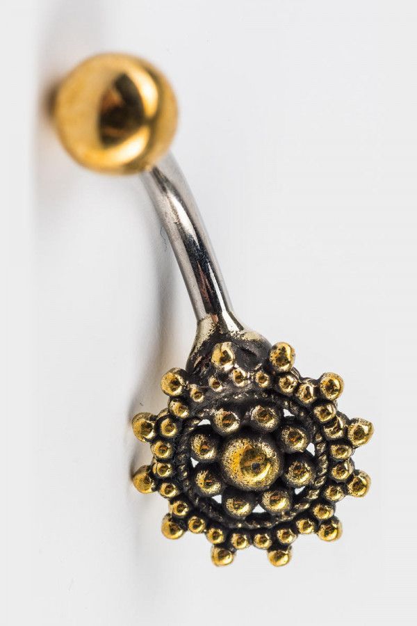 Серьга в пупок Мадикери