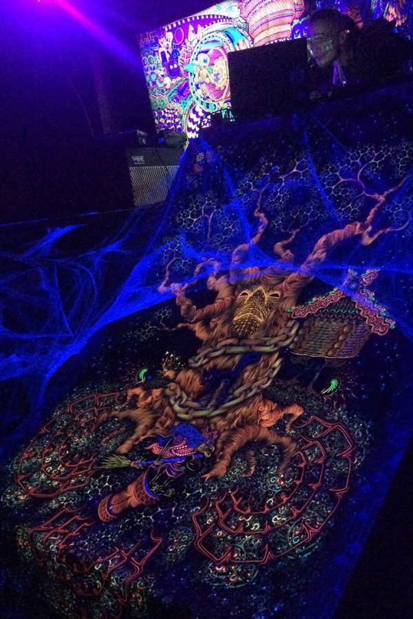 Настенное флуоресцентное полотно «Tree of Life»