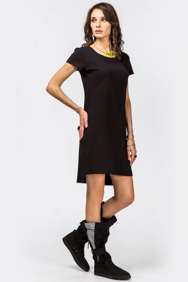 Платье с вышивкой Монокая