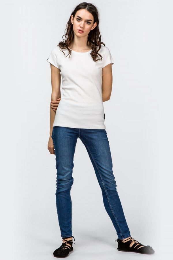 Однотонная белая футболка Агастья