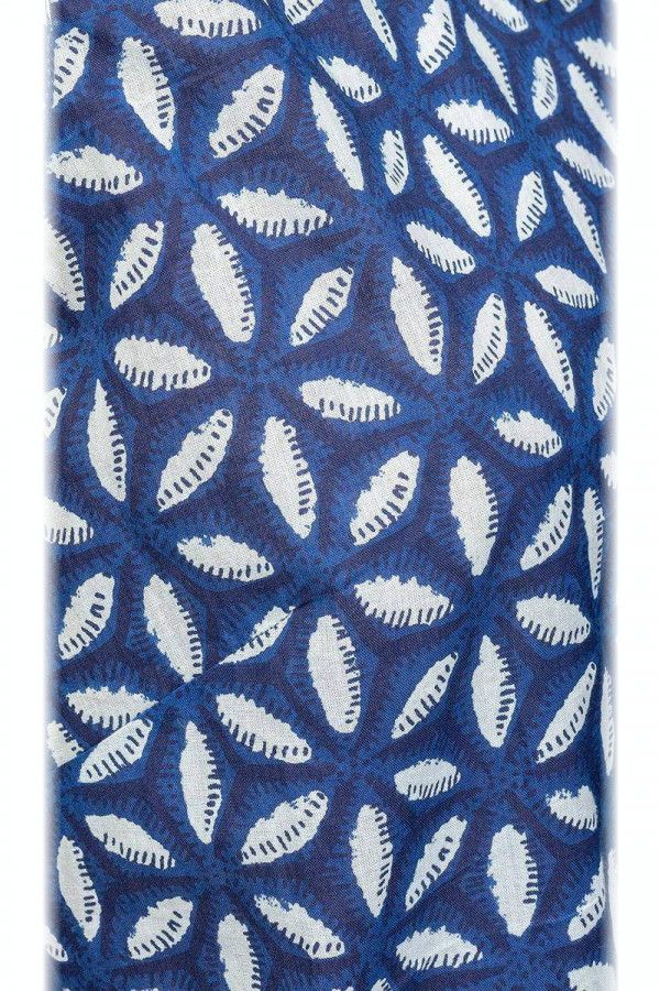 Женская майка с цветами Адонара