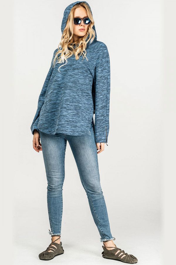 Кофта с капюшоном Аделит