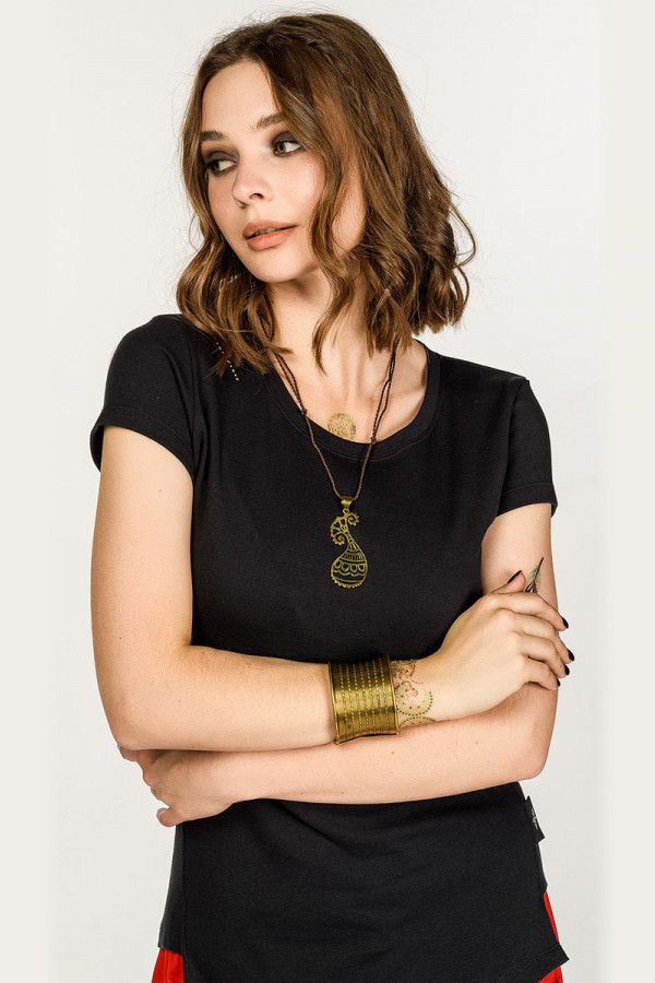 Черная женская футболка Иствуд