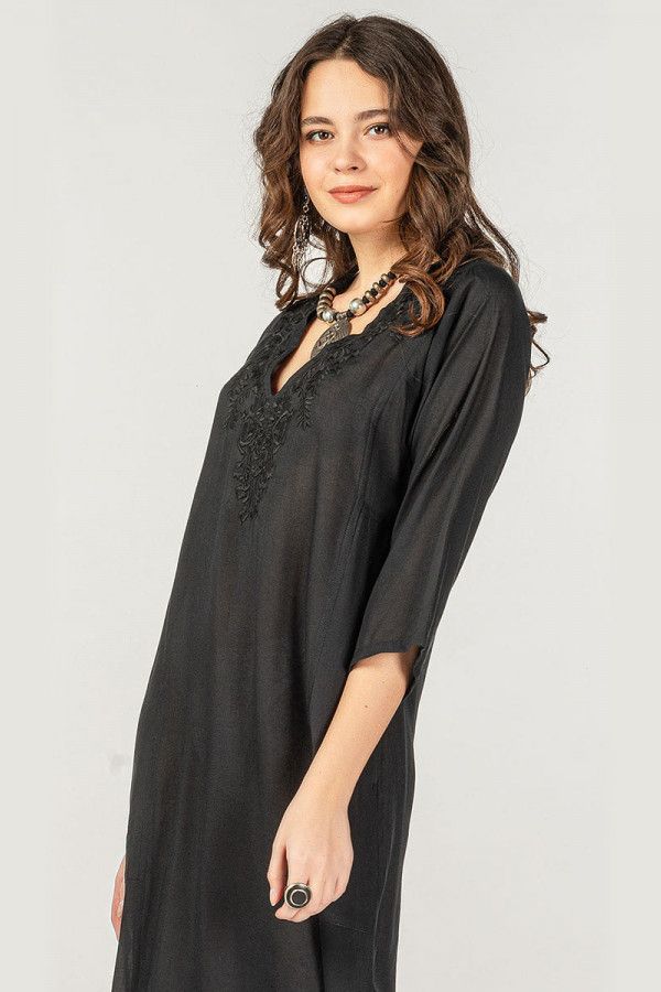 Черное длинное платье Колхикум